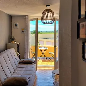  Appartement Coquet Studio Avec Belle Terrasse France