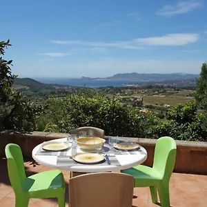  Hébergement de vacances Les Vignes France
